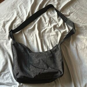 BAGGU Medium Crescent Bag Black